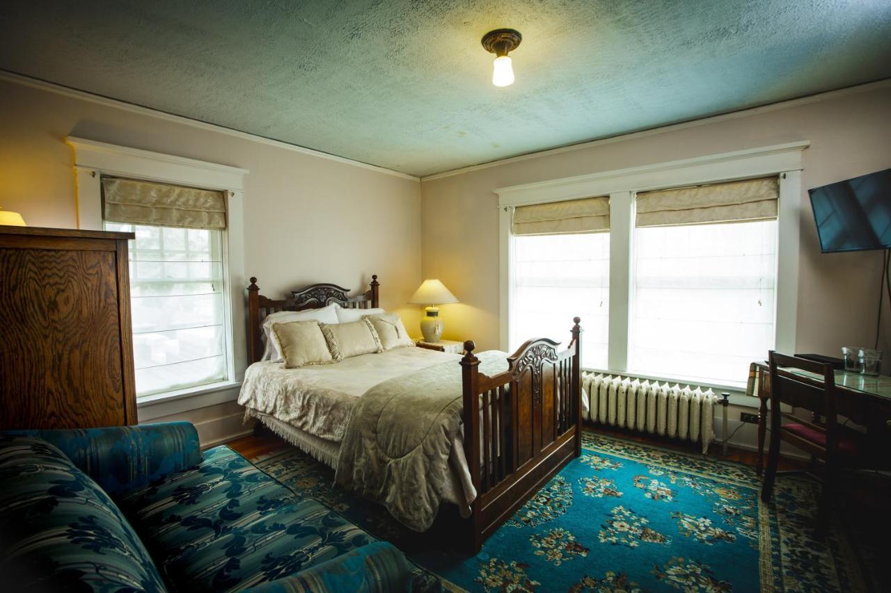 לינקולן The Rogers House Inn Bed And Breakfast מראה חיצוני תמונה