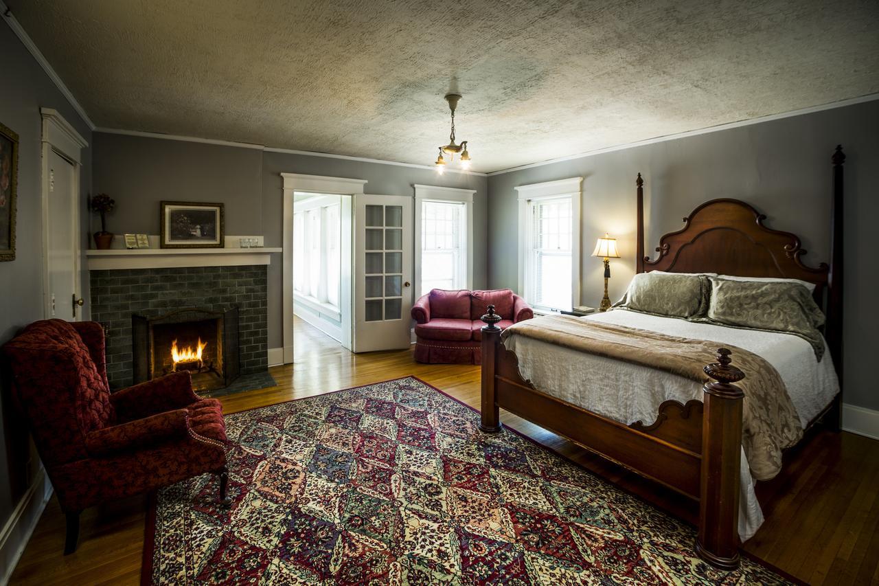לינקולן The Rogers House Inn Bed And Breakfast מראה חיצוני תמונה